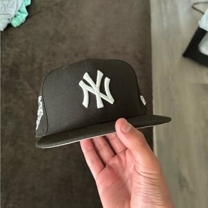 New York Yankees New Era 59FIFTY Black Fitted Cap